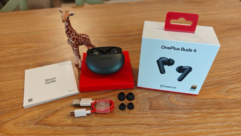 האוזניות OnePlus Buds 4. צילום: ג׳ירפה