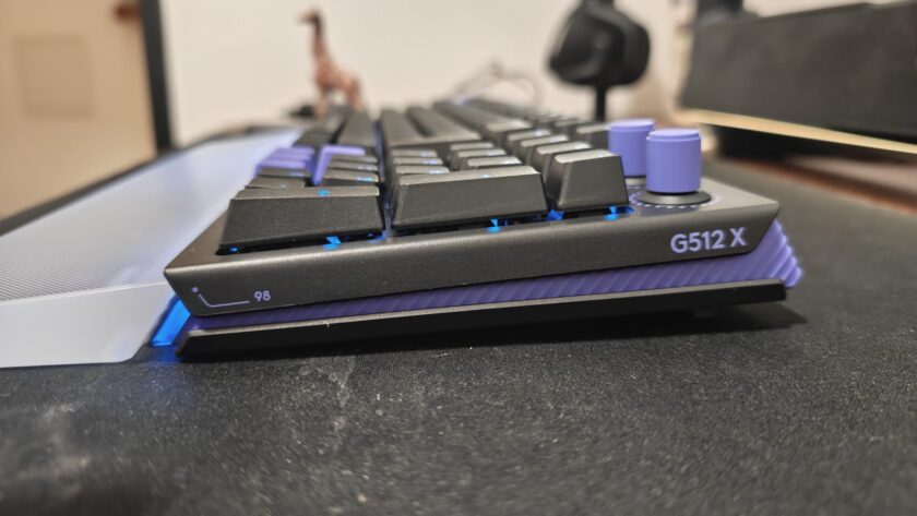 המקלדת Logitech G512 X 98. צילום: ג׳ירפה