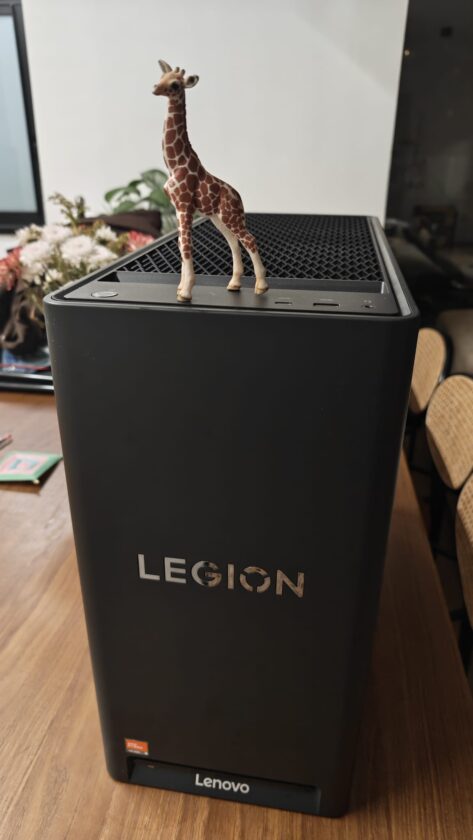 המחשב Lenovo Legion T5 30AGB10. צילום: ג׳ירפה