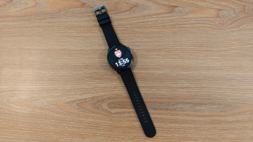 השעון Xiaomi Watch 5. צילום: ג׳ירפה