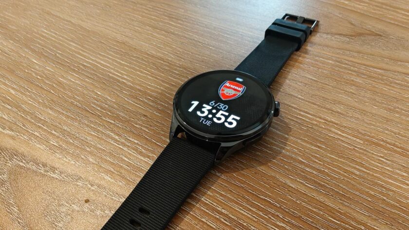 השעון Xiaomi Watch 5. צילום: ג׳ירפה